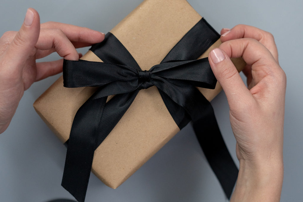 Celebrating Life's Milestones: Curating Meaningful Gift Boxes for Every Occasion